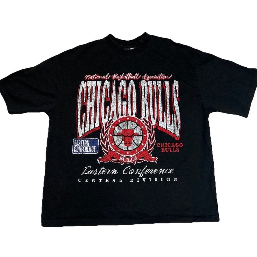 New Era Chicago Bulls Eastern Conference T Shirt Mens M NBA Graphic Tee